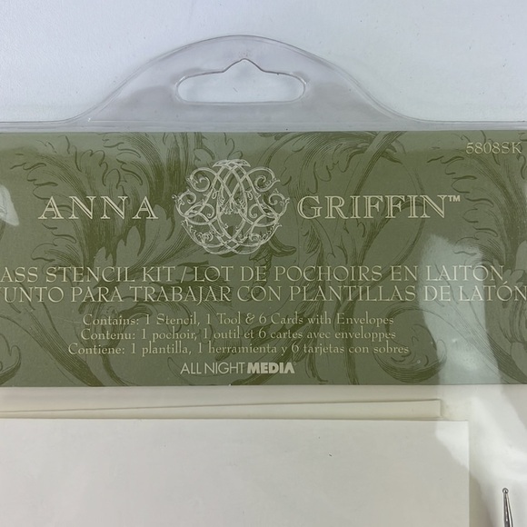 Anna Griffin Brass Stencil Kit - 6 card & envelope set - Picture 2 of 5